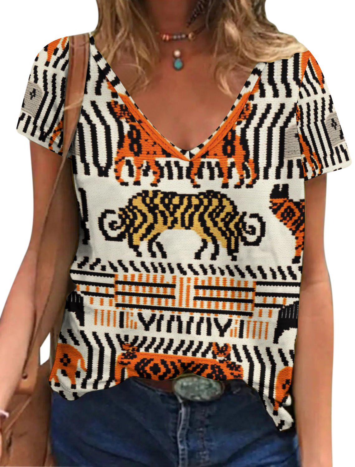 Safari - Womens - Custom Short Sleeve T-Shirts - African - Animal Pattern